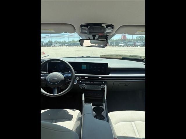 2025 Hyundai Sonata - Image 3
