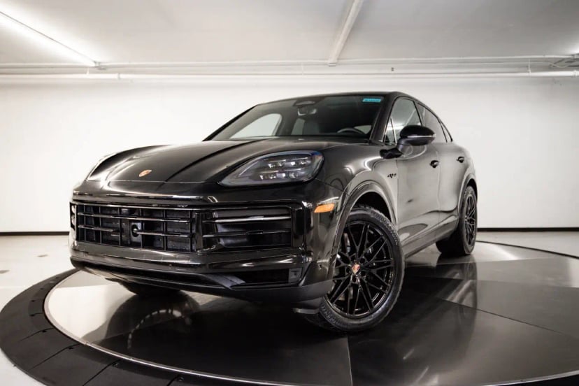2026 Porsche Cayenne - Image 1