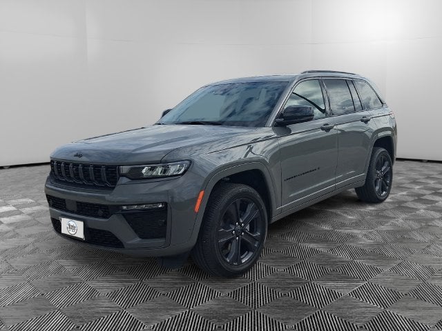 2027 Jeep Grand Cherokee - Image 1