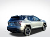 2027 Chevrolet Equinox - Preview 3