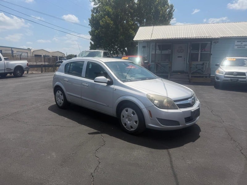 2008 Saturn Astra - Image 2