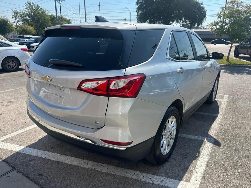 2021 Chevrolet Equinox - Image 3