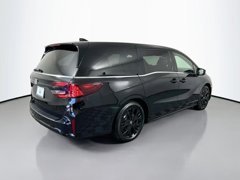 2026 Honda Odyssey - Image 3
