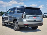 2027 Chevrolet Suburban - Preview 5