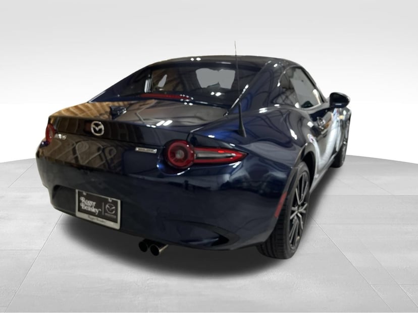 2025 Mazda MX-5 - Image 3