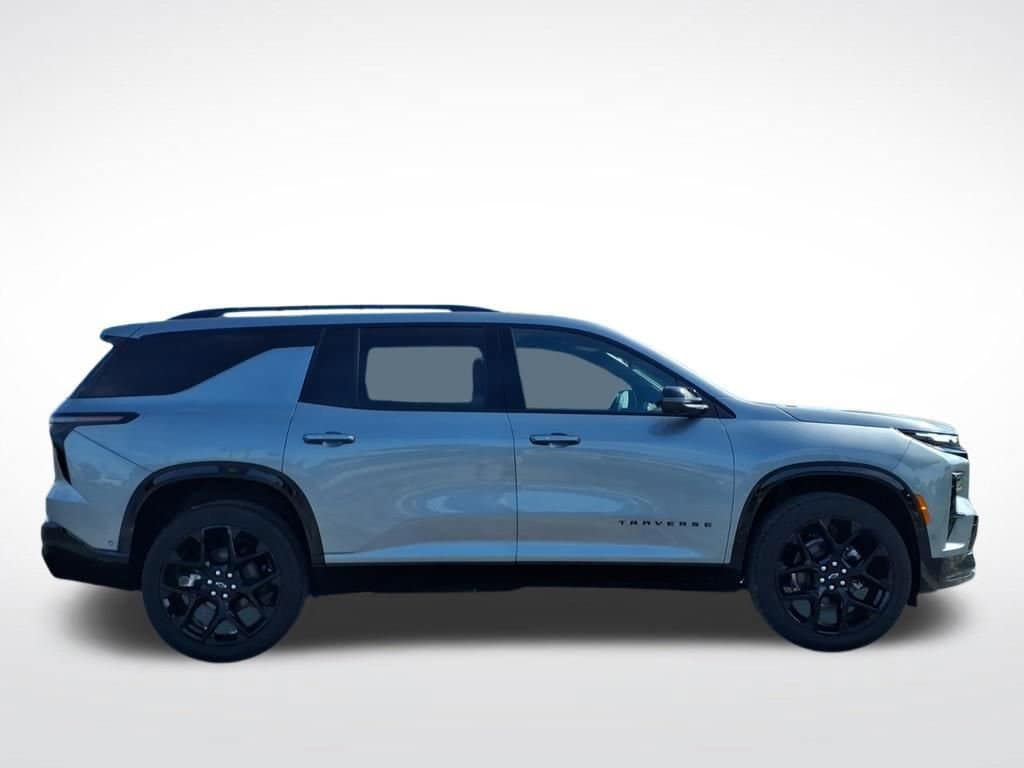 2026 Chevrolet Traverse - Image 1