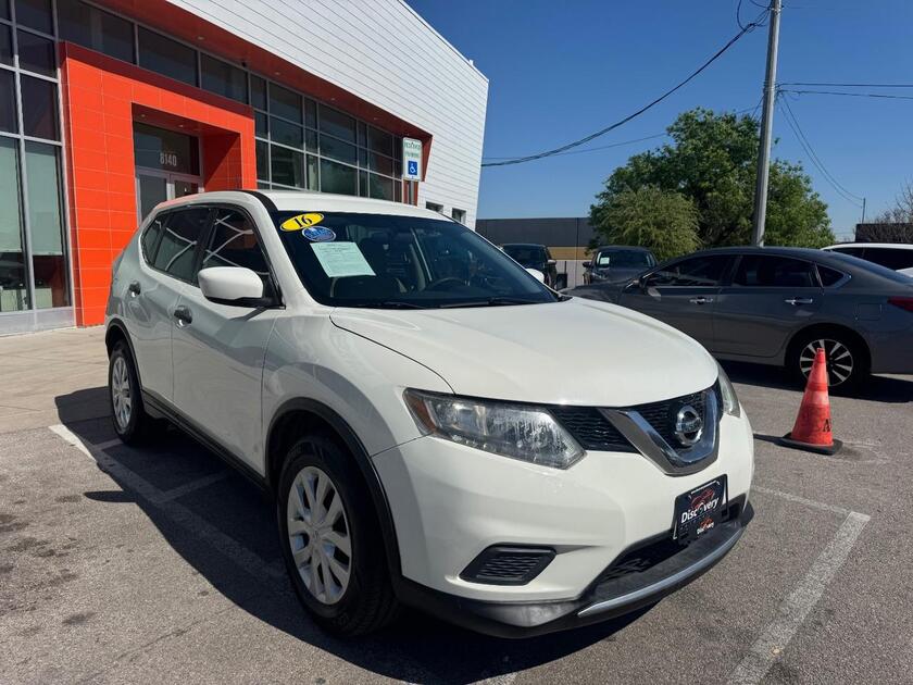2016 Nissan Rogue - Image 1