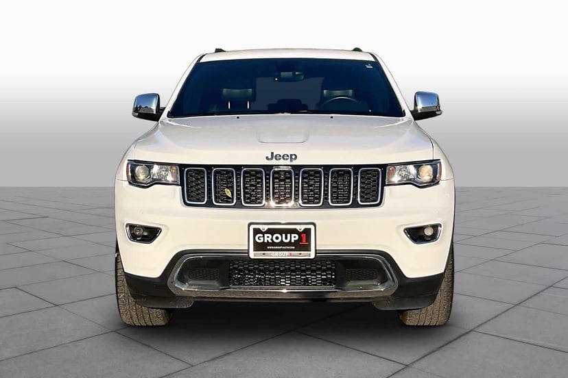 2017 Jeep Grand Cherokee - Image 2