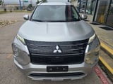 2022 Mitsubishi Outlander - Preview 3