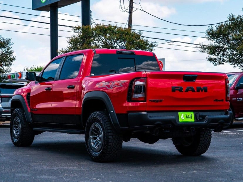 2024 Ram 1500 - Image 3