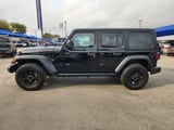 2022 Jeep Wrangler - Preview 4
