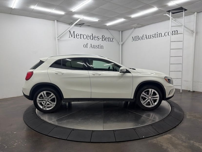 2015 Mercedes-Benz GLA-Class - Image 3