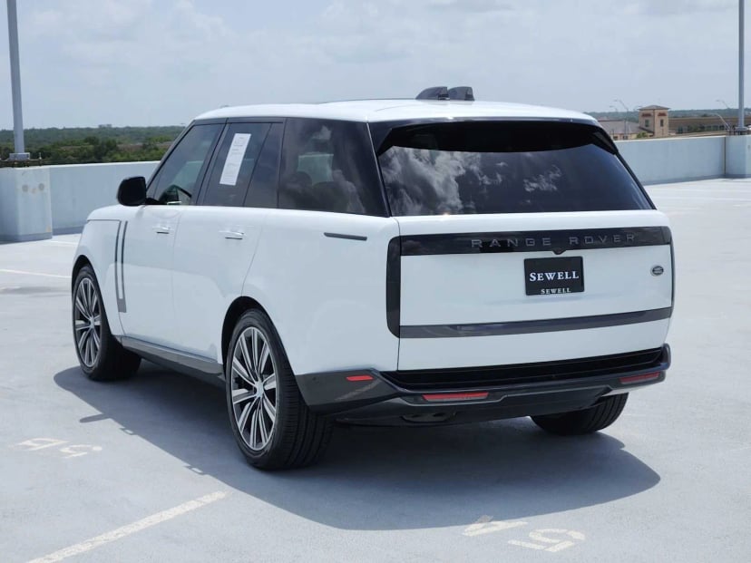 2023 Land Rover Range Rover - Image 3