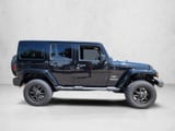 2017 Jeep Wrangler - Preview 4