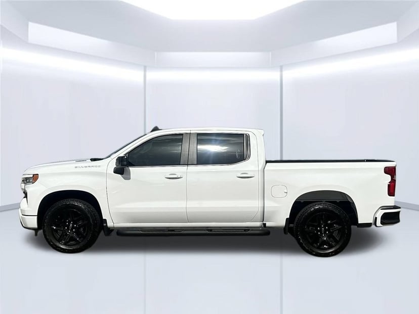 2026 Chevrolet Silverado 1500 - Image 1