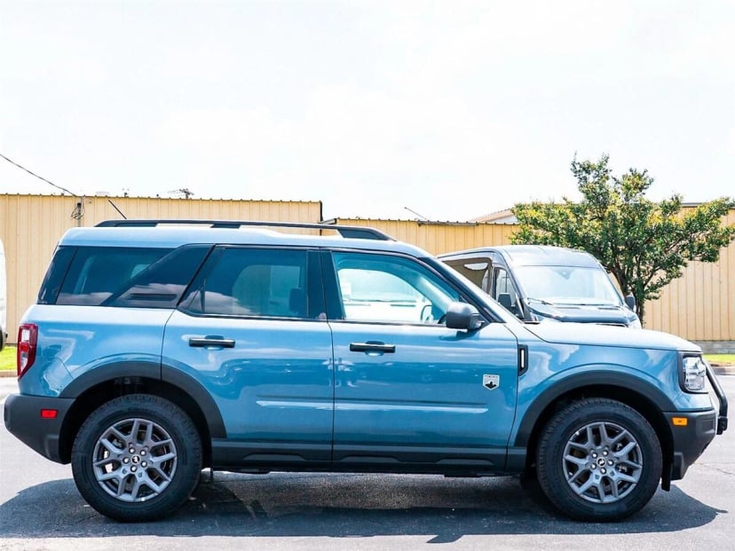 2025 Ford Bronco Sport - Image 1