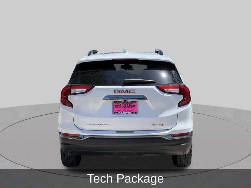 2024 GMC Terrain - Image 3