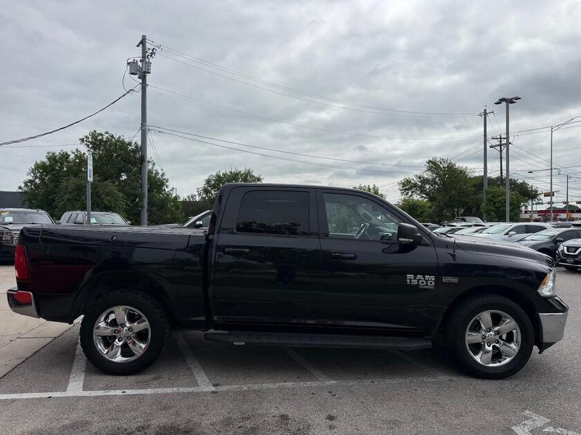 2019 Ram 1500 Classic - Image 3
