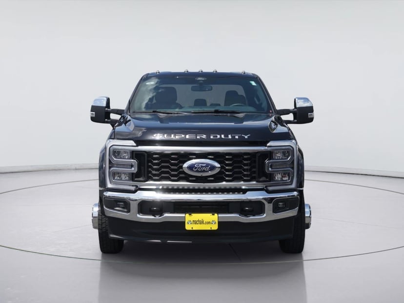 2026 Ford F-450 - Image 3