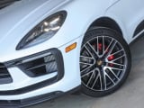 2026 Porsche Macan - Preview 12
