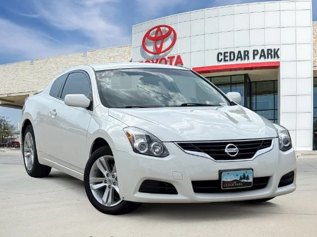 2012 Nissan Altima - Image 1