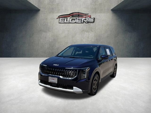2025 Kia Carnival - Image 1