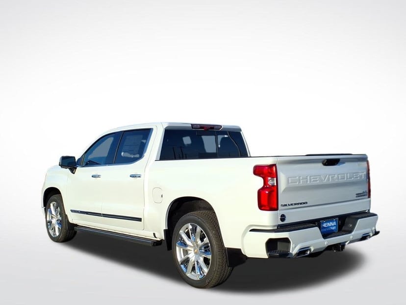 2026 Chevrolet Silverado 1500 - Image 1