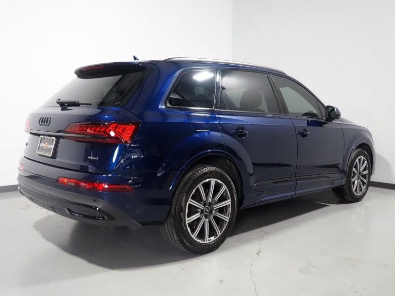 2023 Audi Q7 Premium Plus 45 TFSI Quattro - Image 1