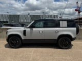 2026 Land Rover Defender - Preview 5