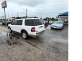 2010 Ford Explorer - Preview 3