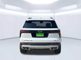 2027 Chevrolet Traverse - Preview 4
