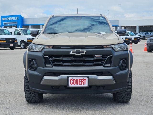 2023 Chevrolet Colorado - Image 2