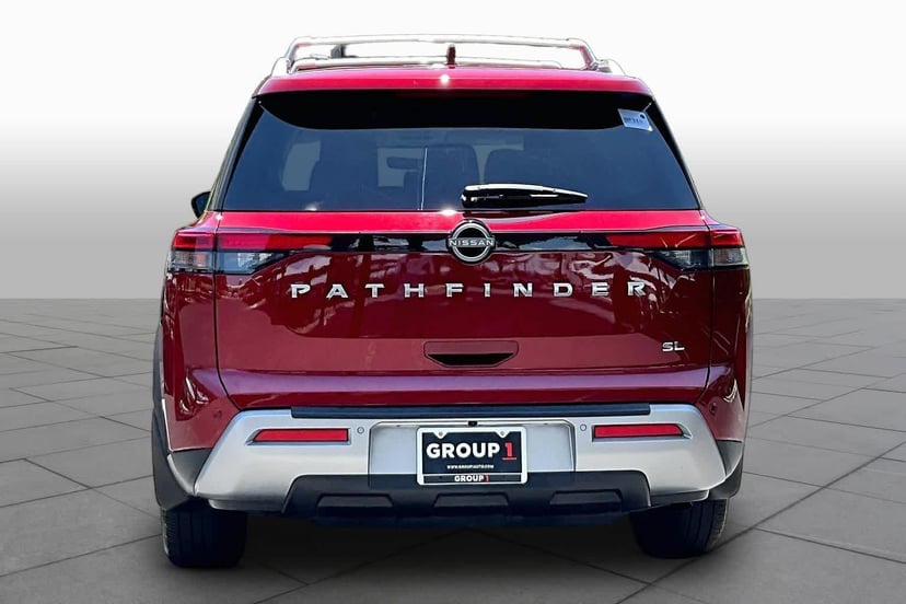 2023 Nissan Pathfinder - Image 3