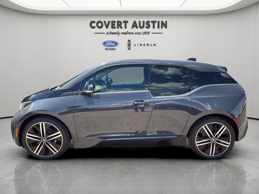 2015 BMW i3 - Image 2