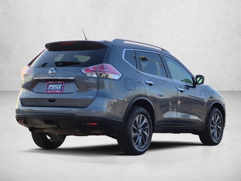 2016 Nissan Rogue - Image 3