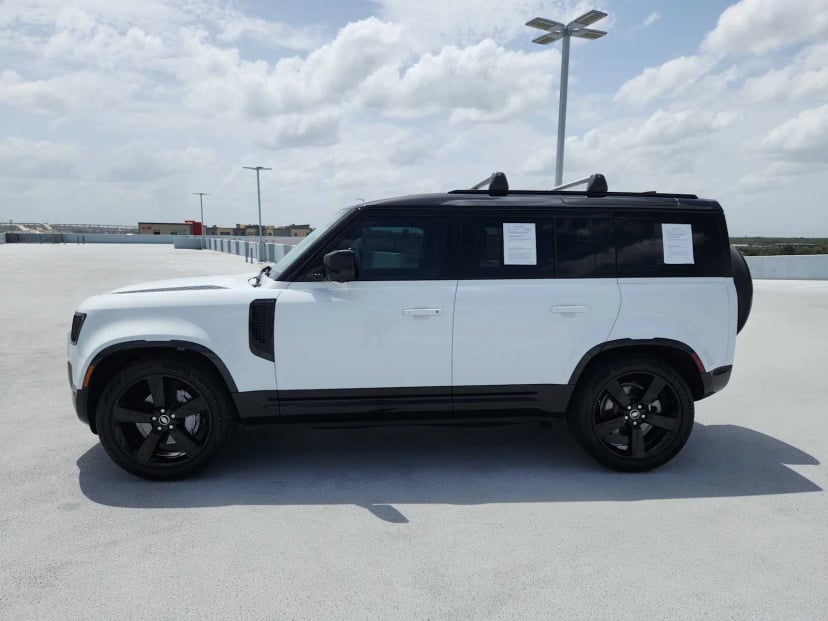 2025 Land Rover Defender - Image 3