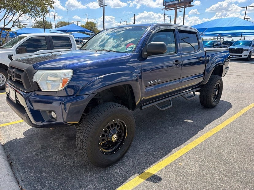 2013 Toyota Tacoma - Image 1