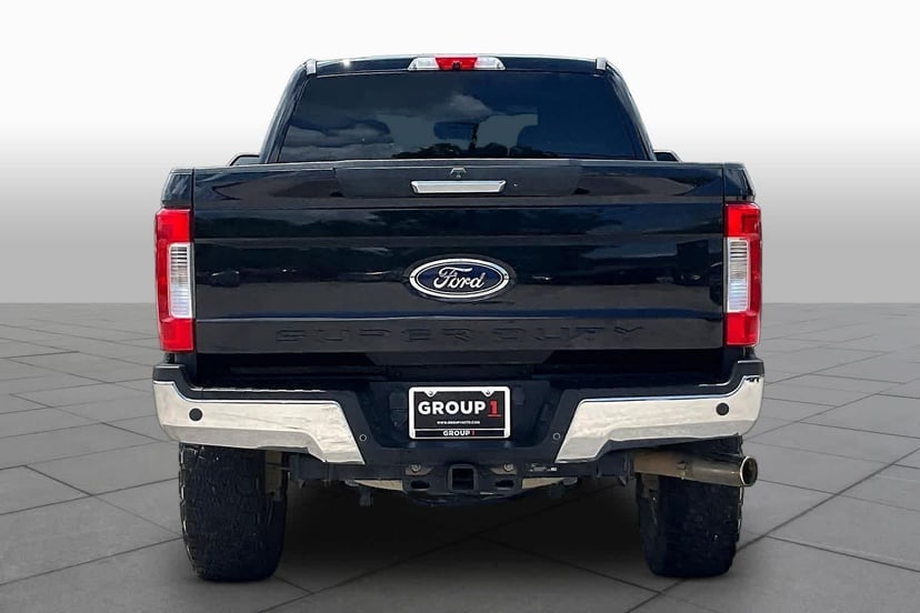 2019 Ford Super Duty F-250 Pickup - Image 1