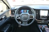 2023 Volvo XC60 - Preview 9