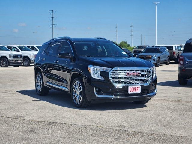 2023 GMC Terrain - Image 2
