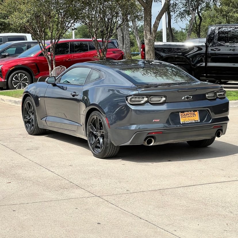 2023 Chevrolet Camaro - Image 3