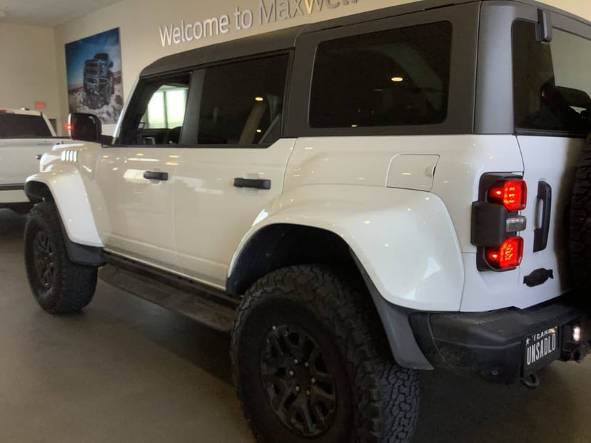 2024 Ford Bronco - Image 3