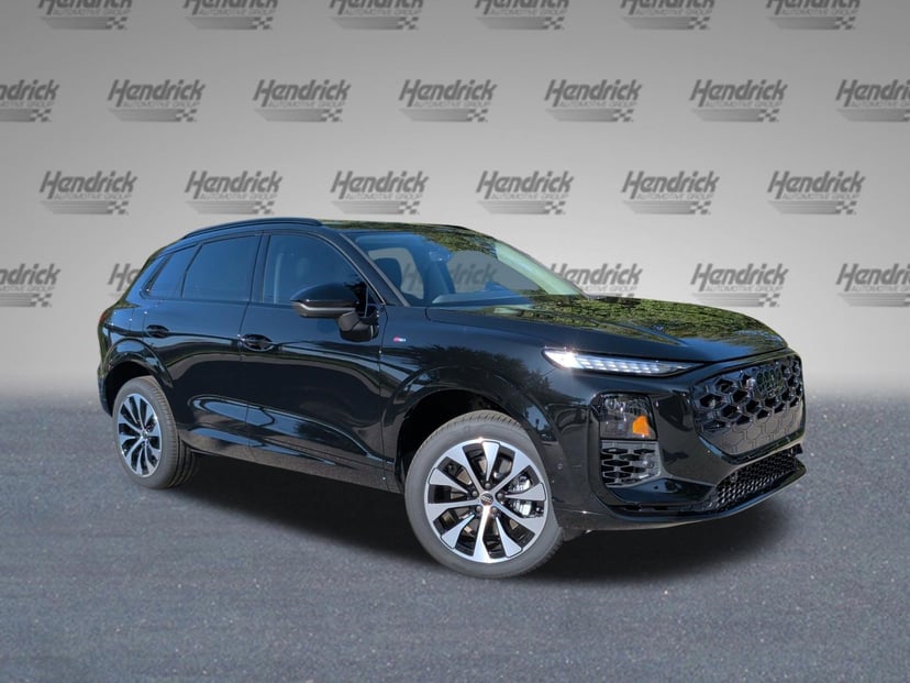 2026 Audi Q3 - Image 1