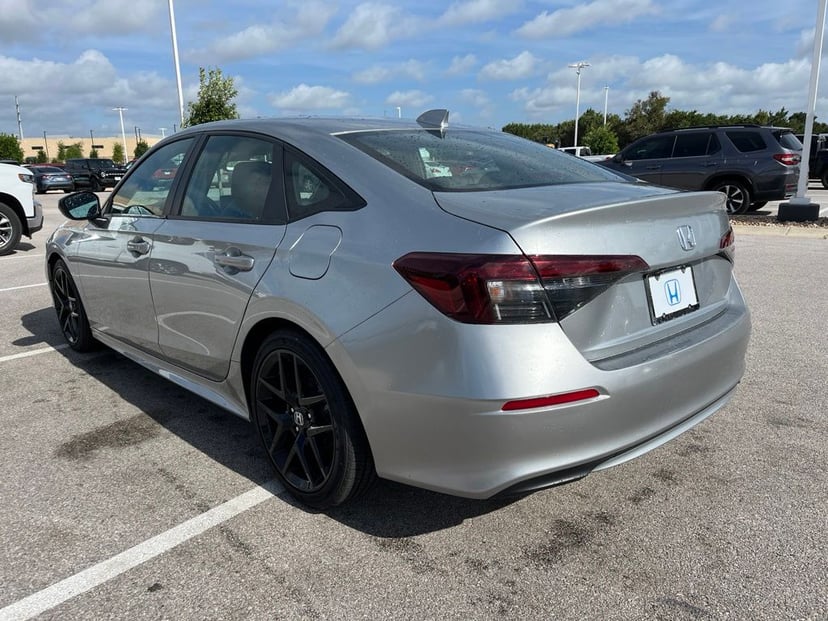2025 Honda Civic - Image 2