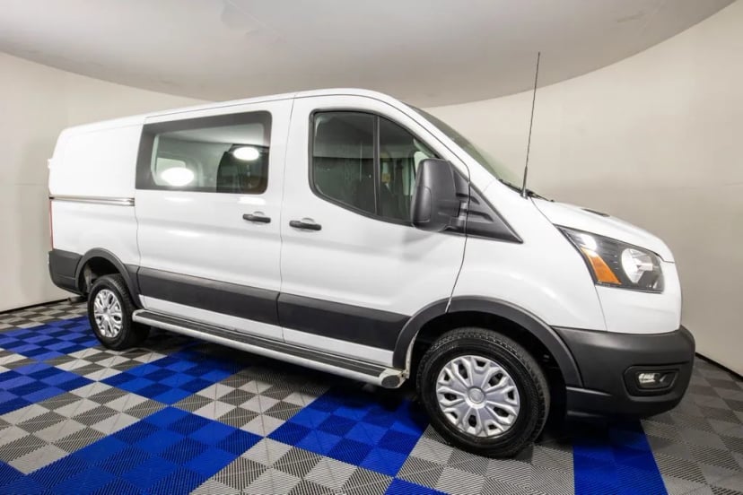 2025 Ford Transit - Image 2
