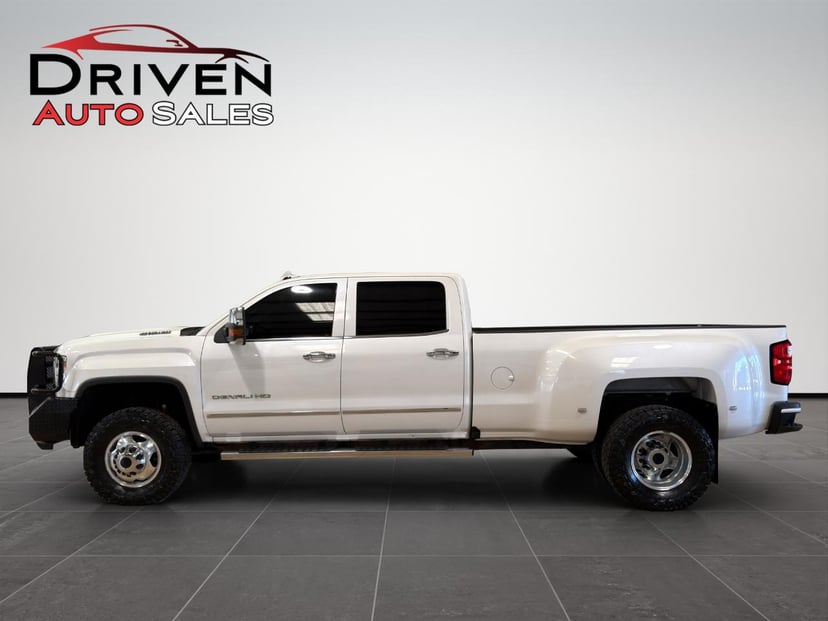 2018 GMC Sierra 3500 HD - Image 2