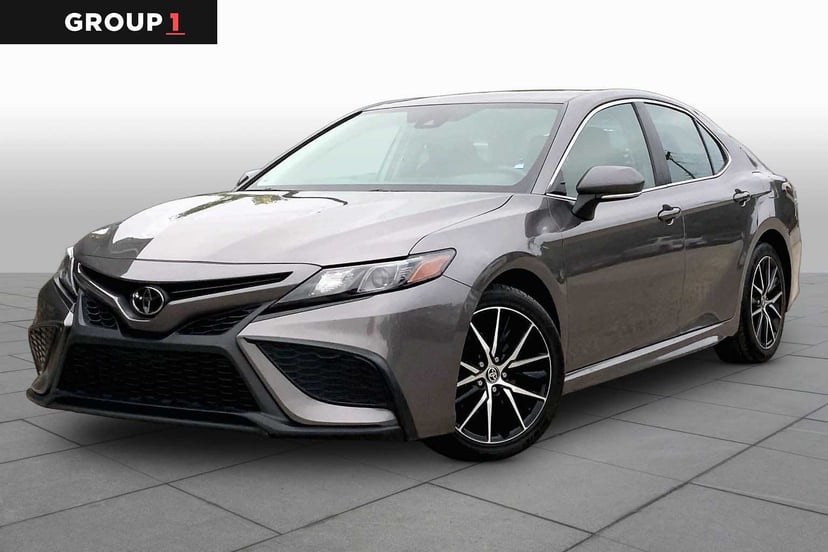 2024 Toyota Camry - Image 2