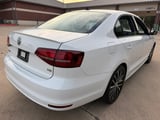 2016 Volkswagen Jetta - Preview 7