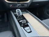 2026 Volvo XC60 - Preview 13