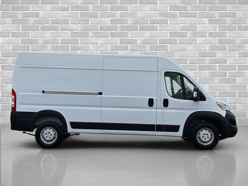 2023 RAM ProMaster Cargo Van - Image 3